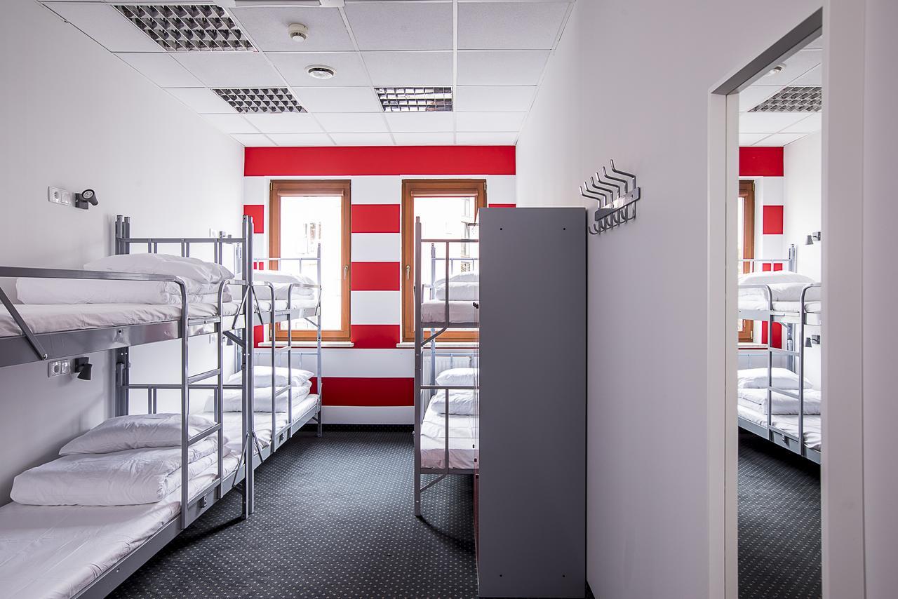 Inbed Hostel Warsaw Exterior photo